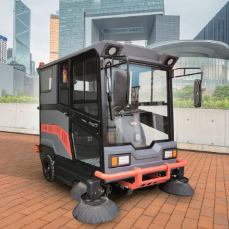 Super Soldier Electric Ride-On Sweeper