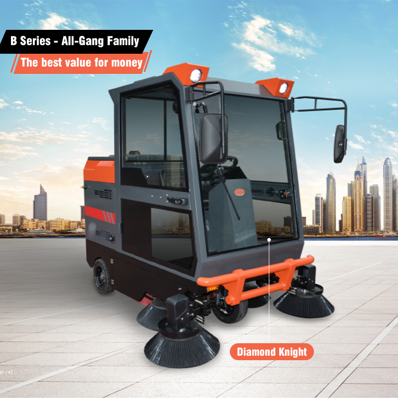 King Kong Ares Electric Ride-On Sweeper